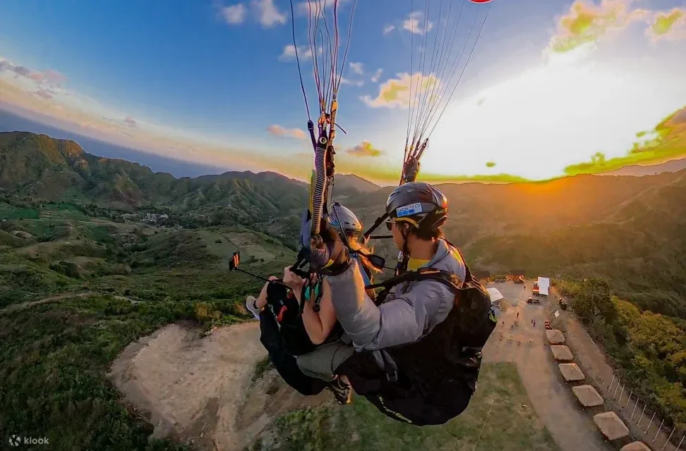 Paragliding Experience in Lombok (With Meeting Point)
