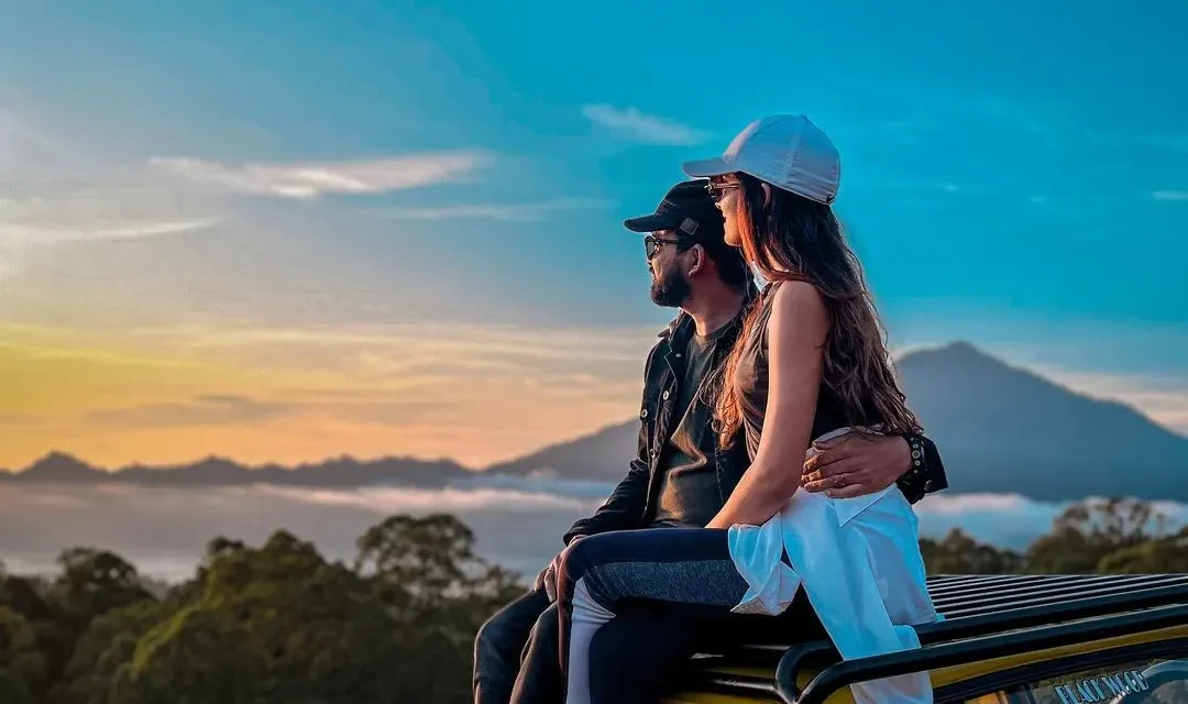 4WD Jeep Sunrise Tour and Volcano Black Lava Without Transfer