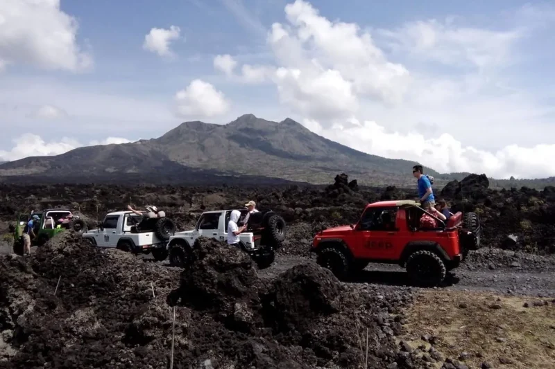 4WD Jeep Sunrise Tour and Volcano Black Lava With Transfer